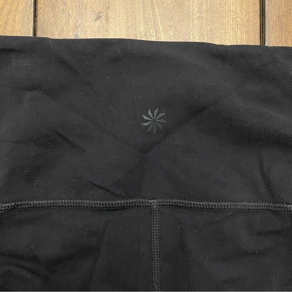 Athleta Women’s Medium Black High-Waisted Cropped Leggings, inner waist pocket M - Picture 3 of 8